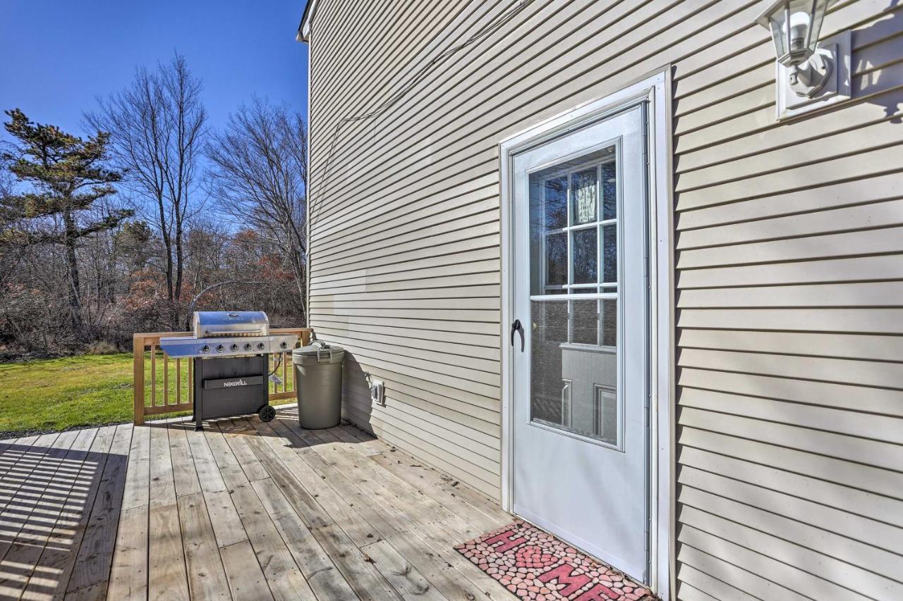 Peaceful Poconos Home With Lake And Pool Access! Long Pond Eksteriør bilde